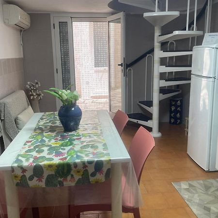Apartamento Dimora Nel Vico Monopoli Exterior foto