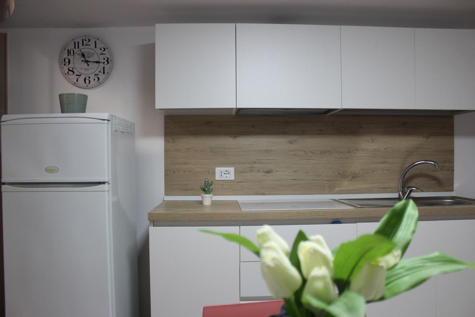 Apartamento Dimora Nel Vico Monopoli Exterior foto