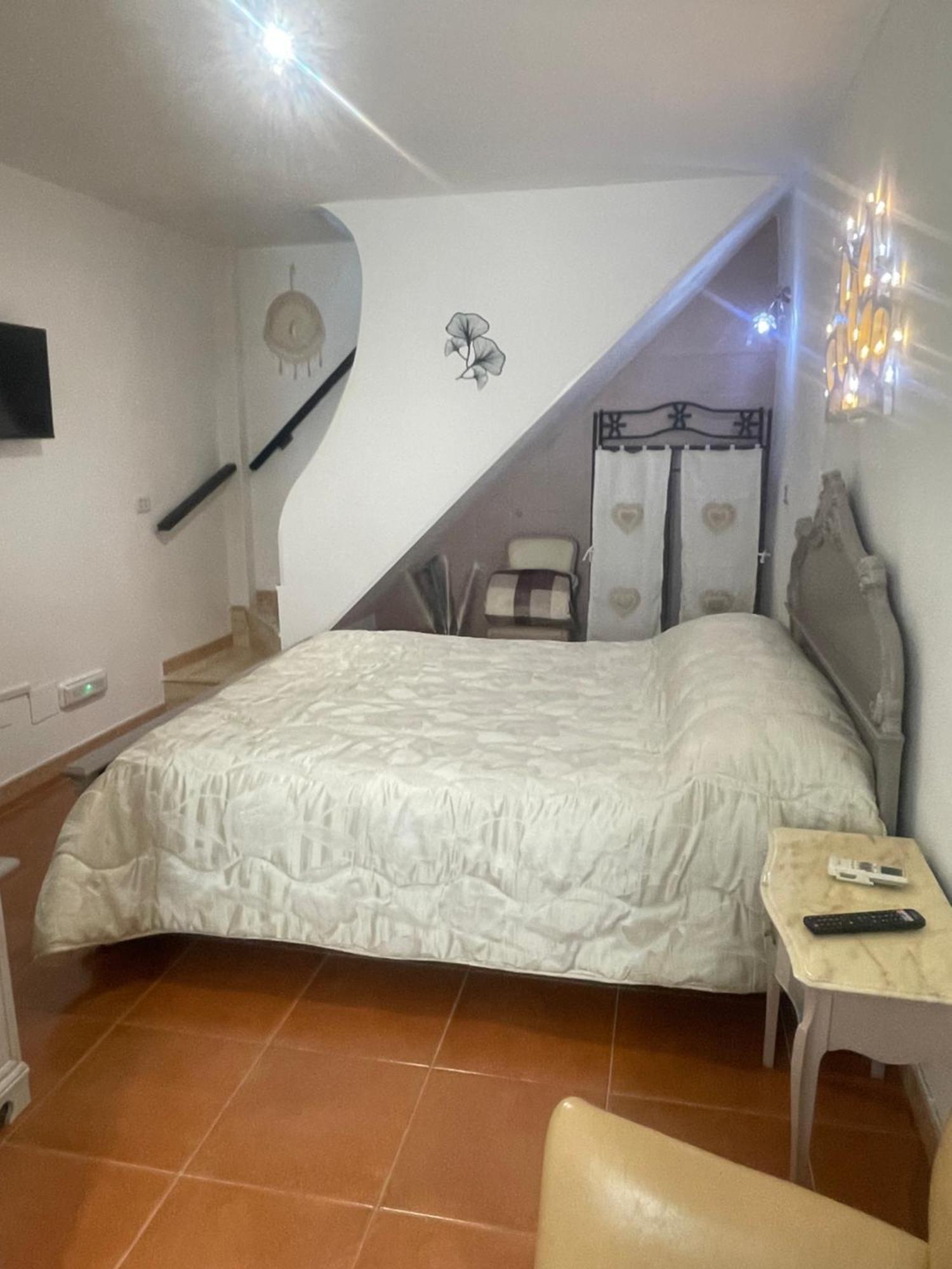 Apartamento Dimora Nel Vico Monopoli Exterior foto